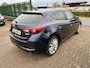 Mazda 3 2.0 SkyActiv-G 120 GT-M Sport | Automaat | Half Leer | Deep Crystal Bleu | Face-Lift | Dealer Onderhouden | Trekhaak optie | % Bovag Occasion Partner %