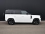 Land Rover Defender 110 2.0 P400e l Schuif-/kantel Panorama dak l Black Pack l Stuurwielverwarming l Trekhaak l Treekplank