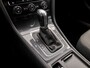 Volkswagen Golf Variant 1.0 TSI Sportline 116Pk Automaat (GROOT NAVI, APPLE CARPLAY, CLIMATE, ADAPTIVE CRUISE, PARKEERSENSOREN, LM VELGEN, NIEUWE APK, NIEUWSTAAT)