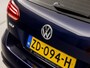 Volkswagen Golf Variant 1.0 TSI Sportline 116Pk Automaat (GROOT NAVI, APPLE CARPLAY, CLIMATE, ADAPTIVE CRUISE, PARKEERSENSOREN, LM VELGEN, NIEUWE APK, NIEUWSTAAT)