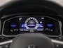 Volkswagen Taigo 1.0 TSI R-Line Automaat (2X R-LINE, VIRTUAL COCKPIT, APPLE CARPLAY, GROOT NAVI, CAMERA, STOELVERWARMING, SPORTSTOELEN, GETINT GLAS, KEYLESS, NIEUWSTAAT)