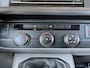 Volkswagen Transporter 2.0 TDI L2H1 Sortimo Kastinrichting Trekhaak 2200kg trekgewicht Airco Cruise controle Telefoonverbinding Apple carplay Euro 6