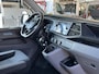 Volkswagen Transporter 2.0 TDI L2H1 Sortimo Kastinrichting Trekhaak 2200kg trekgewicht Airco Cruise controle Telefoonverbinding Apple carplay Euro 6