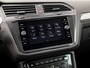 Volkswagen Tiguan 1.5 TSI Highline Sport 150Pk Automaat (PANORAMADAK, GROOT NAVI, CLIMATE, STOELVERWARMING, SPORTSTOELEN, PARKEERSENSOREN, ADAPTIVE CRUISE, NIEUWSTAAT)