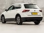 Volkswagen Tiguan 1.5 TSI Highline Sport 150Pk Automaat (PANORAMADAK, GROOT NAVI, CLIMATE, STOELVERWARMING, SPORTSTOELEN, PARKEERSENSOREN, ADAPTIVE CRUISE, NIEUWSTAAT)