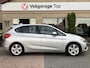 BMW 2-Serie Active Tourer 225xe | HUD | Nieuwe grotere accu | Navi