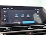 Citroën E-C4 You 50 kWh 136pk | Navigatie via Apple Carplay / Android Auto | Achteruitrijcamera | Climate Control | Cruise Control | Parkeersensoren | DAB+ radio | Armsteun | Stof/kunstlederen comfortstoelen | Volledig digitaal instrumentenpaneel | Adaptief demping systeem | 18” lichtmetalen velgen |