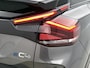 Citroën E-C4 You 50 kWh 136pk | Navigatie via Apple Carplay / Android Auto | Achteruitrijcamera | Climate Control | Cruise Control | Parkeersensoren | DAB+ radio | Armsteun | Stof/kunstlederen comfortstoelen | Volledig digitaal instrumentenpaneel | Adaptief demping systeem | 18” lichtmetalen velgen |