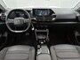 Citroën E-C4 You 50 kWh 136pk | Accu 96% | Navigatie via Apple Carplay / Android Auto | Achteruitrijcamera | Climate Control | Cruise Control | Parkeersensoren | DAB+ radio | Armsteun | Stof/kunstlederen comfortstoelen | Volledig digitaal instrumentenpaneel | Adaptief demping systeem | 18” lichtmetalen velgen |