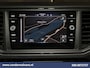 Volkswagen Crafter 2.0 TDI 141pk L3H3 L2H2 Euro6 Airco | Navigatie | Apple Carplay | Chauffeursstoel Android Auto, Standkachel, Parkeersensoren, 3000kg trekvermogen