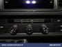 Volkswagen Crafter 2.0 TDI 141pk L3H3 L2H2 Euro6 Airco | Navigatie | Apple Carplay | Chauffeursstoel Android Auto, Standkachel, Parkeersensoren, 3000kg trekvermogen