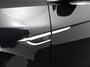 Volkswagen T-Roc 1.5 eTsi R-Line Edition Automaat Navigatie Apple Carplay/Android Auto Camera Parkeersensoren Adaptive Cruise Control Stoelverwarming Virtual Cockpit Elektrische achterklep Getinte ramen Climate Control