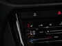 Volkswagen T-Roc 1.5 eTsi R-Line Edition Automaat Navigatie Apple Carplay/Android Auto Camera Parkeersensoren Adaptive Cruise Control Stoelverwarming Virtual Cockpit Elektrische achterklep Getinte ramen Climate Control