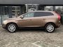 Volvo XC60 3.0 T6 AWD Momentum Youngtimer | Leder | Stoelverwarming | 18 inch