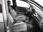 Volkswagen T-Roc 1.5 eTsi R-Line Edition Automaat Navigatie Apple Carplay/Android Auto Camera Parkeersensoren Adaptive Cruise Control Stoelverwarming Virtual Cockpit Elektrische achterklep Getinte ramen Climate Control