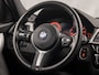 BMW 3-Serie Touring 318i M Sport Automaat (GROOT NAVI, M PAKKET, BLACK PACK, VIRTUAL COCKPIT, GETINT GLAS, LEDER, SPORTSTOELEN, STOELVERWARMING, PARKEERSENSOREN, NIEUWSTAAT)