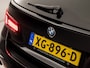 BMW 3-Serie Touring 318i M Sport Automaat (GROOT NAVI, M PAKKET, BLACK PACK, VIRTUAL COCKPIT, GETINT GLAS, LEDER, SPORTSTOELEN, STOELVERWARMING, PARKEERSENSOREN, NIEUWSTAAT)