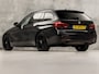 BMW 3-Serie Touring 318i M Sport Automaat (GROOT NAVI, M PAKKET, BLACK PACK, VIRTUAL COCKPIT, GETINT GLAS, LEDER, SPORTSTOELEN, STOELVERWARMING, PARKEERSENSOREN, NIEUWSTAAT)