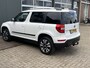 Skoda Yeti Outdoor 2.0 TDI Ambition 4x4 Achteruitrijcamera Airco Cruise controle Bluetooth Parkeerhulp voor en achter Trekhaak 2100 kg trekgewicht Euro 5