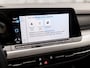 Volkswagen Golf Variant 1.0 TSI Life Sport (APPLE CARPLAY, GROOT NAVI, CAMERA, MEMORY SEAT, ALCANTARA, GETINT GLAS, SPORTSTOELEN, STUUR/STOELVERWARMING, TREKHAAK, NIEUWE APK, NIEUWSTAAT)