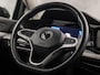 Volkswagen Golf Variant 1.0 TSI Life Sport (APPLE CARPLAY, GROOT NAVI, CAMERA, MEMORY SEAT, ALCANTARA, GETINT GLAS, SPORTSTOELEN, STUUR/STOELVERWARMING, TREKHAAK, NIEUWE APK, NIEUWSTAAT)