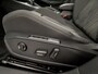 Volkswagen Golf Variant 1.0 TSI Life Sport (APPLE CARPLAY, GROOT NAVI, CAMERA, MEMORY SEAT, ALCANTARA, GETINT GLAS, SPORTSTOELEN, STUUR/STOELVERWARMING, TREKHAAK, NIEUWE APK, NIEUWSTAAT)