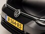 Volkswagen Golf Variant 1.0 TSI Life Sport (APPLE CARPLAY, GROOT NAVI, CAMERA, MEMORY SEAT, ALCANTARA, GETINT GLAS, SPORTSTOELEN, STUUR/STOELVERWARMING, TREKHAAK, NIEUWE APK, NIEUWSTAAT)
