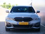BMW 3-Serie Touring 330e xDrive High Executive 292 Pk Automaat Navi / DAB / Apple Carplay / Leer / M-pakket / Pano-dak