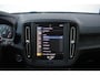 Volvo XC40 1.5 T2 Momentum | Parkeersensoren voor + achter | Parkeercamera | 17'' Lichtmetalen velgen | Navigatie | Parkeersensoren voor + achter | Dealeronderhouden