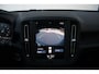 Volvo XC40 1.5 T2 Momentum | Parkeersensoren voor + achter | Parkeercamera | 17'' Lichtmetalen velgen | Navigatie | Parkeersensoren voor + achter | Dealeronderhouden