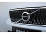Volvo XC40 1.5 T2 Momentum | Parkeersensoren voor + achter | Parkeercamera | 17'' Lichtmetalen velgen | Navigatie | Parkeersensoren voor + achter | Dealeronderhouden