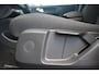 Volvo XC40 1.5 T2 Momentum | Parkeersensoren voor + achter | Parkeercamera | 17'' Lichtmetalen velgen | Navigatie | Parkeersensoren voor + achter | Dealeronderhouden
