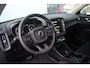 Volvo XC40 1.5 T2 Momentum | Parkeersensoren voor + achter | Parkeercamera | 17'' Lichtmetalen velgen | Navigatie | Parkeersensoren voor + achter | Dealeronderhouden
