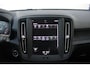 Volvo XC40 1.5 T2 Momentum | Parkeersensoren voor + achter | Parkeercamera | 17'' Lichtmetalen velgen | Navigatie | Parkeersensoren voor + achter | Dealeronderhouden