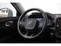 Volvo XC40 1.5 T2 Momentum | Parkeersensoren voor + achter | Parkeercamera | 17'' Lichtmetalen velgen | Navigatie | Parkeersensoren voor + achter | Dealeronderhouden