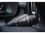 Volvo XC40 1.5 T2 Momentum | Parkeersensoren voor + achter | Parkeercamera | 17'' Lichtmetalen velgen | Navigatie | Parkeersensoren voor + achter | Dealeronderhouden