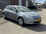 Opel Astra 1.4 Turbo Cosmo 5 deurs 120PK! NL AUTO KMST NAP! Navi l Leer l Airco l Cruise l MTF-stuur! NW APK l BEURT!