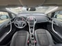 Opel Astra 1.4 Turbo Cosmo 5 deurs 120PK! NL AUTO KMST NAP! Navi l Leer l Airco l Cruise l MTF-stuur! NW APK l BEURT!