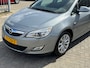 Opel Astra 1.4 Turbo Cosmo 5 deurs 120PK! NL AUTO KMST NAP! Navi l Leer l Airco l Cruise l MTF-stuur! NW APK l BEURT!