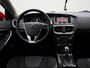 Volvo V40 1.5 T2 Nordic+ | Automaat | Stoelverwarming | Parkeersensoren | Trekhaak |