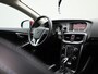 Volvo V40 1.5 T2 Nordic+ | Automaat | Stoelverwarming | Parkeersensoren | Trekhaak |