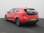 Volvo V40 1.5 T2 Nordic+ | Automaat | Stoelverwarming | Parkeersensoren | Trekhaak |