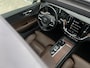Volvo V60 Cross Country 2.0 B5 AWD Pro Pano | HUD | Stoelverw v+a | Trekhaak | Harman/Kardon
