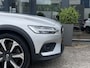 Volvo V60 Cross Country 2.0 B5 AWD Pro Pano | HUD | Stoelverw v+a | Trekhaak | Harman/Kardon