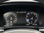 Volvo V60 Cross Country 2.0 B5 AWD Pro Pano | HUD | Stoelverw v+a | Trekhaak | Harman/Kardon