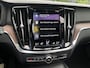 Volvo V60 Cross Country 2.0 B5 AWD Pro Pano | HUD | Stoelverw v+a | Trekhaak | Harman/Kardon