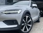 Volvo V60 Cross Country 2.0 B5 AWD Pro Pano | HUD | Stoelverw v+a | Trekhaak | Harman/Kardon