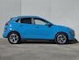 Hyundai Kona Electric EV Comfort Smart 39 kWh / SOH 100% / Fabrieksgarantie tot 04-2027 / Dealer onderhouden / CCS snellader / Navigatie / Warmtepomp / Apple Carplay Android / WLTP bereik 305 km bereik stad 435 km / Stuur- & Stoelverwarming / Achteruitrijcamera / Draadloze telefoon lader /