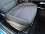 Hyundai Kona Electric EV Comfort Smart 39 kWh / SOH 100% / Fabrieksgarantie tot 04-2027 / Dealer onderhouden / CCS snellader / Navigatie / Warmtepomp / Apple Carplay Android / WLTP bereik 305 km bereik stad 435 km / Stuur- & Stoelverwarming / Achteruitrijcamera / Draadloze telefoon lader /
