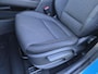 Hyundai Kona Electric EV Comfort Smart 39 kWh / SOH 100% / Fabrieksgarantie tot 04-2027 / Dealer onderhouden / CCS snellader / Navigatie / Warmtepomp / Apple Carplay Android / WLTP bereik 305 km bereik stad 435 km / Stuur- & Stoelverwarming / Achteruitrijcamera / Draadloze telefoon lader /